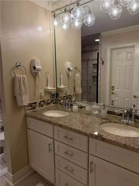 Bath - 111 Lakeview Loop, Daphne, AL 36526 photo 3 of 3