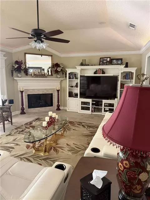 Living - 111 Lakeview Loop, Daphne, AL 36526 photo 3 of 3