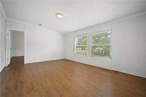 Living - 8205 Brandy Ln N, Mobile, AL 36695 photo 4 of 4