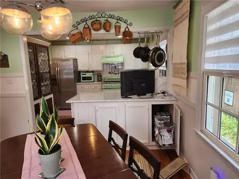Kitchen - 51 Catherine St S, Mobile, AL 36604 photo 3 of 3