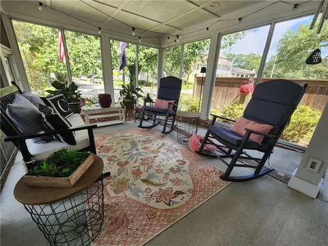Exterior - 51 Catherine St S, Mobile, AL 36604 photo 2 of 5