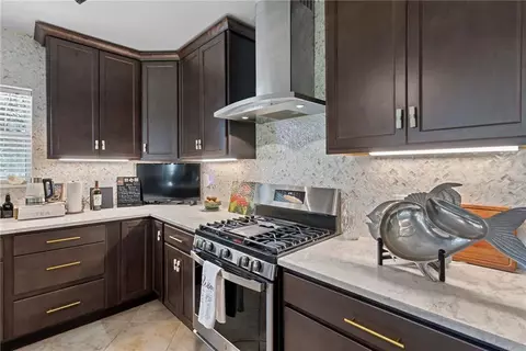 Kitchen - 3600 Bay Front Rd, Mobile, AL 36605 photo 4 of 6