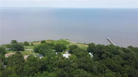 View/Area - 3600 Bay Front Rd, Mobile, AL 36605 photo 2 of 18