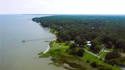 View/Area - 3600 Bay Front Rd, Mobile, AL 36605 photo 4 of 18