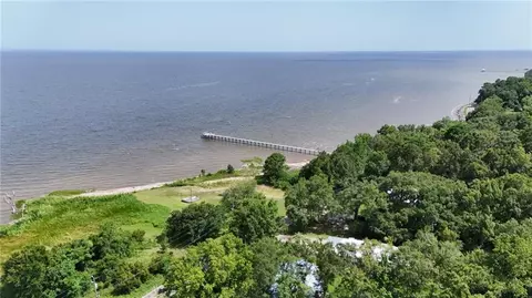 View/Area - 3600 Bay Front Rd, Mobile, AL 36605 photo 5 of 18