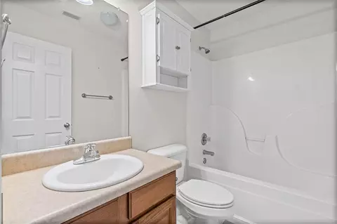 Bath - 2205 Spring Grv E, Mobile, AL 36695 photo 1 of 1