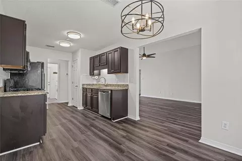 Entry Way - 2205 Spring Grv E, Mobile, AL 36695 photo 2 of 2