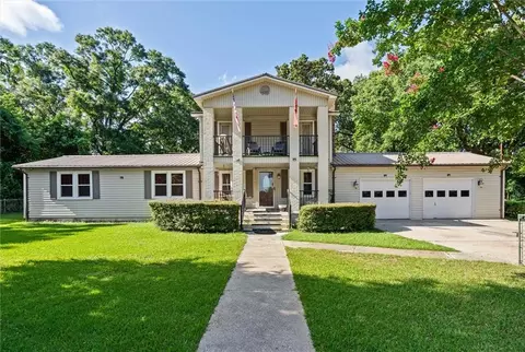 8581 Gray Dr, Irvington, AL 36544