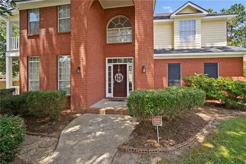 Exterior - 3414 Audubon Sq E, Mobile, AL 36695 photo 3 of 8