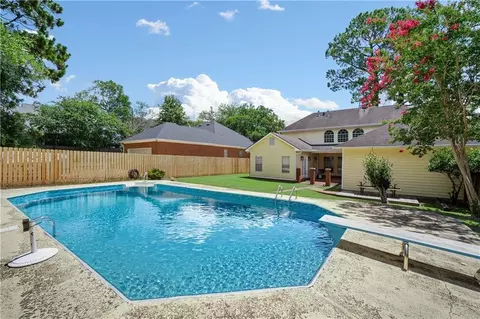 Exterior - 3414 Audubon Sq E, Mobile, AL 36695 photo 8 of 8