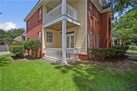 Exterior - 3414 Audubon Sq E, Mobile, AL 36695 photo 5 of 8