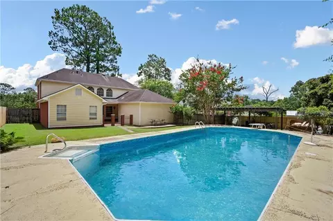 Exterior - 3414 Audubon Sq E, Mobile, AL 36695 photo 7 of 8