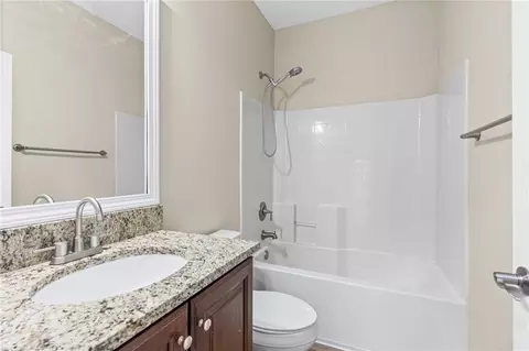 2196 Farrington Loop E, Semmes, AL 36575 photo 17