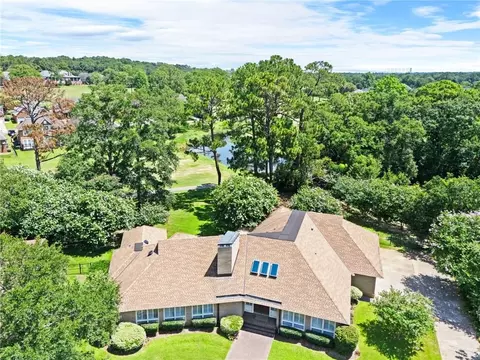 View/Area - 4170 Spring Valley Dr N, Mobile, AL 36693 photo 2 of 3