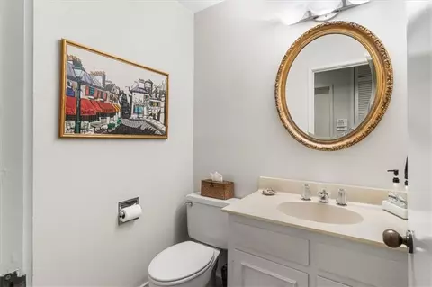 Bath - 4170 Spring Valley Dr N, Mobile, AL 36693 photo 7 of 7