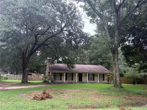 8695 Rosalene St W, Grand Bay, AL 36541