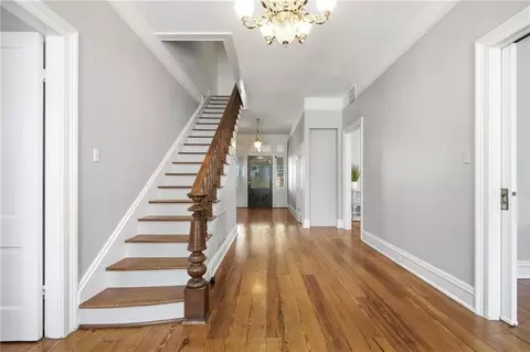 Entry Way - 272 Park Ter, Mobile, AL 36604 photo 1 of 9