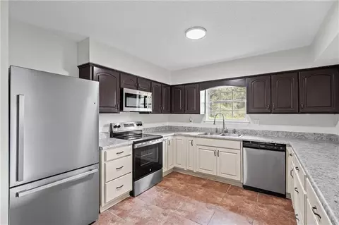 2359 Lantern Ln E, Mobile, AL 36693 photo 13