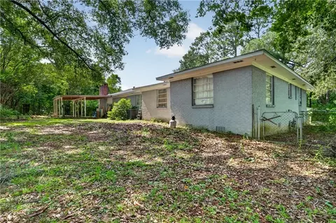 Exterior - 5851 Overlook Rd, Mobile, AL 36618 photo 5 of 6