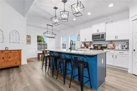 Kitchen - 9775 Maxwell Run, Mobile, AL 36608 photo 3 of 4