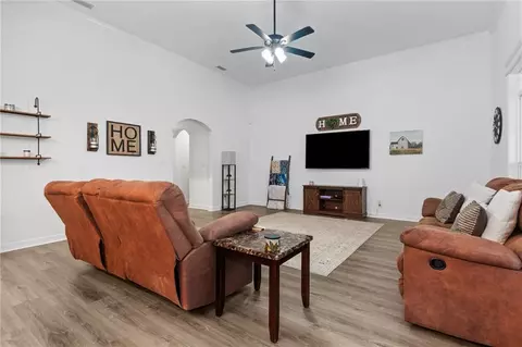 Entry Way - 9775 Maxwell Run, Mobile, AL 36608 photo 3 of 5
