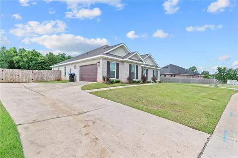 Exterior - 9775 Maxwell Run, Mobile, AL 36608 photo 4 of 8