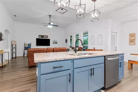 Kitchen - 9775 Maxwell Run, Mobile, AL 36608 photo 4 of 4