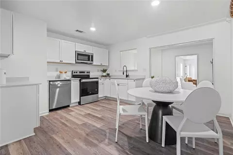 4680 Clarendon Dr, Mobile, AL 36619 photo 9