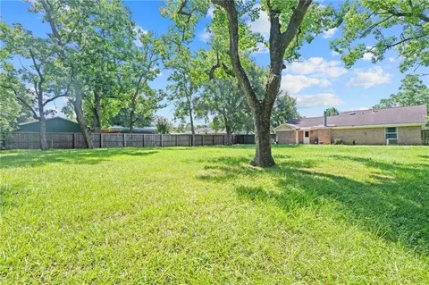 Exterior - 8280 Milton Rd, Mobile, AL 36695 photo 7 of 9