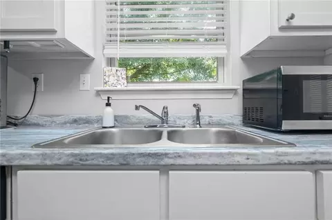 Kitchen - 8280 Milton Rd, Mobile, AL 36695 photo 3 of 3