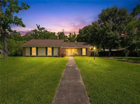 Exterior - 8280 Milton Rd, Mobile, AL 36695 photo 2 of 9