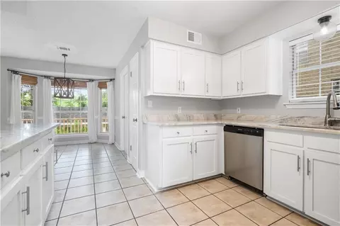 Entry Way - 3270 Austin Dr, Mobile, AL 36695 photo 1 of 2