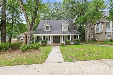 Exterior - 3270 Austin Dr, Mobile, AL 36695 photo 2 of 13
