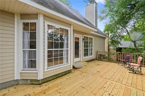 Exterior - 3270 Austin Dr, Mobile, AL 36695 photo 7 of 13
