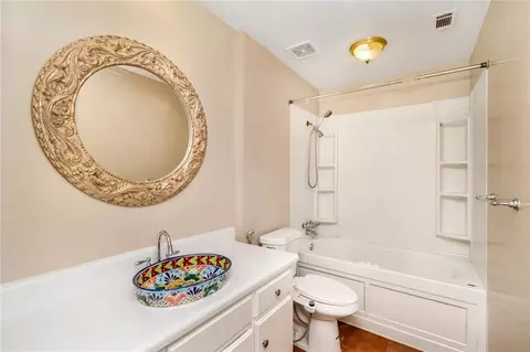 5804 Long Meadow Rd, Mobile, AL 36609 photo 5