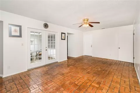 5804 Long Meadow Rd, Mobile, AL 36609 photo 3