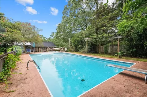 Exterior - 4012 Sierra Dr, Mobile, AL 36693 photo 8 of 12
