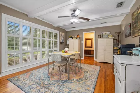 Dining - 4012 Sierra Dr, Mobile, AL 36693 photo 2 of 3