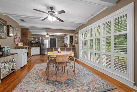 Dining - 4012 Sierra Dr, Mobile, AL 36693 photo 1 of 3