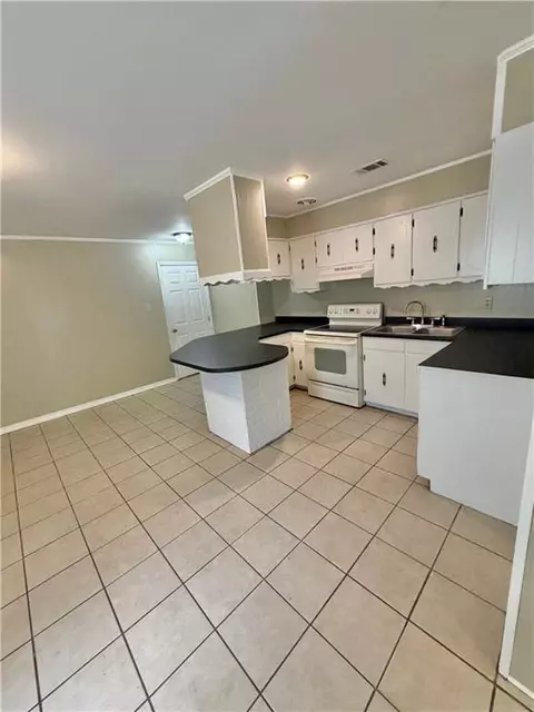 Kitchen - 614 Masterson Ave, Chickasaw, AL 36611 photo 1 of 2