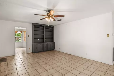 900 Regents Dr E, Mobile, AL 36609 photo 15