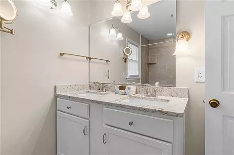 900 Regents Dr E, Mobile, AL 36609 photo 32