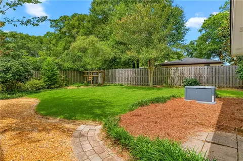 900 Regents Dr E, Mobile, AL 36609 photo 42