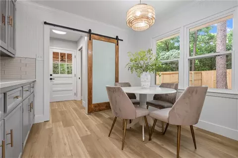 Dining - 4312 Michael Blvd, Mobile, AL 36609 photo 4 of 4