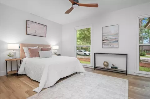Bedroom - 4312 Michael Blvd, Mobile, AL 36609 photo 5 of 7