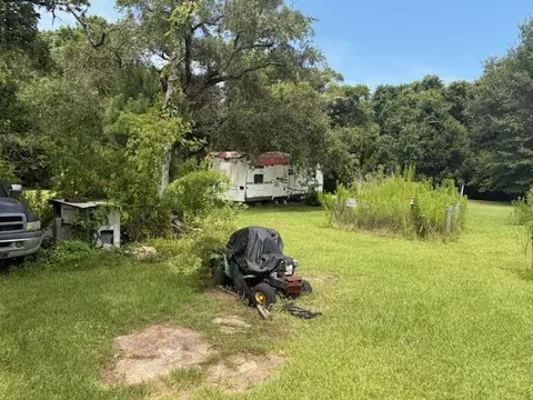 14515 St Michael St E, Coden, AL 36523 photo 5