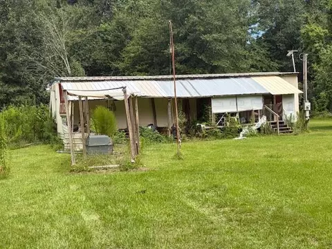 14515 St Michael St E, Coden, AL 36523 photo 7