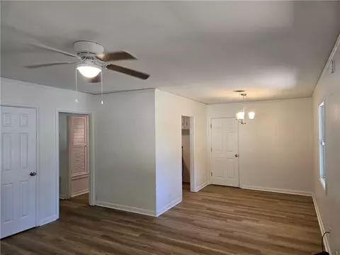 Living - 5675 Renn St, Mobile, AL 36618 photo 3 of 3