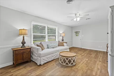 Living - 150 Cosgrove Dr, Mobile, AL 36608 photo 3 of 4