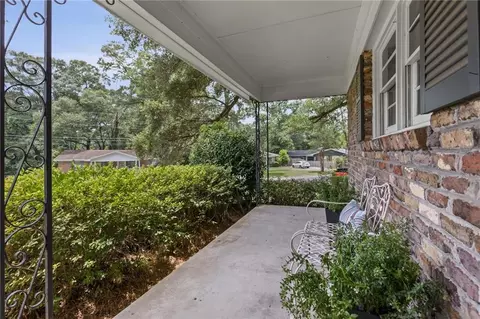 Exterior - 150 Cosgrove Dr, Mobile, AL 36608 photo 5 of 8